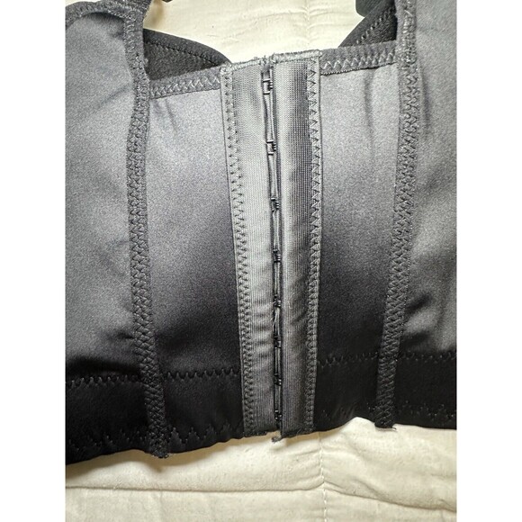 Unbranded Black Bra Lined Adjustable Straps Molded Cups Underwire Women's 36/80E - Picture 3 of 6